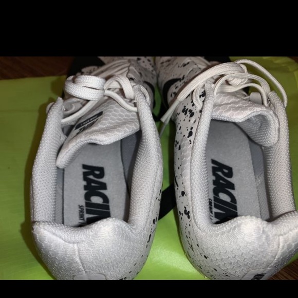 Nike track shoes - Picture 6 of 6